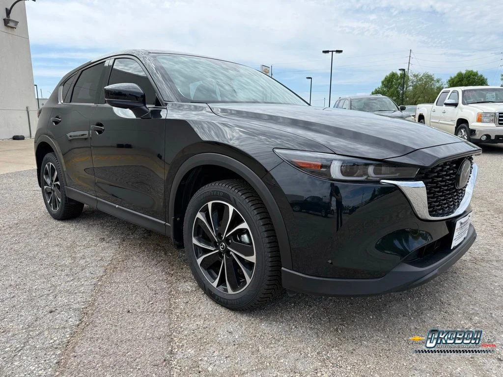 2023 Mazda CX-5 S Premium package Auto AWD's photo