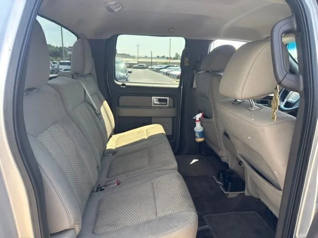 Used 2010 Silver Ford XLT image 22