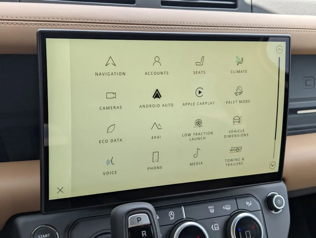 New 2026 Fuji White Land Rover X-Dynamic SE image 16