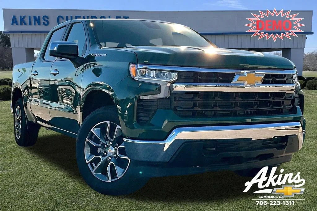 New 2026 Special Exterior Color Chevrolet LT image 2