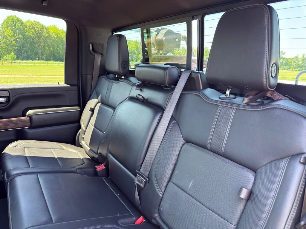 Used 2022 Black Chevrolet High Country image 30