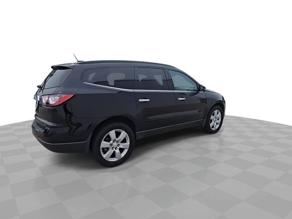 Used 2017 Black Chevrolet LT image 8