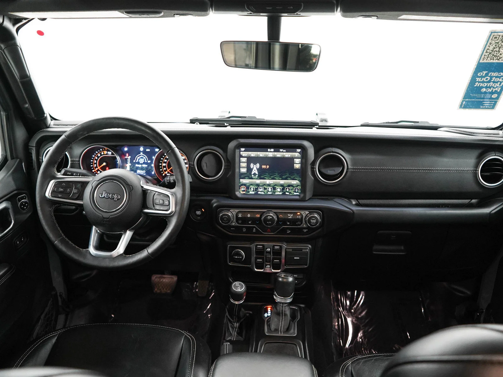 Used 2019 Sting-Gray Clearcoat Jeep Unlimited Sahara image 13