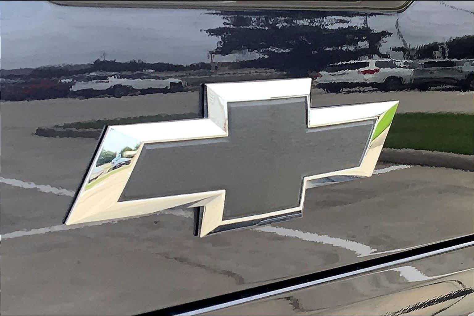 Used 2024 Dark Ash Metallic Chevrolet LTZ image 30