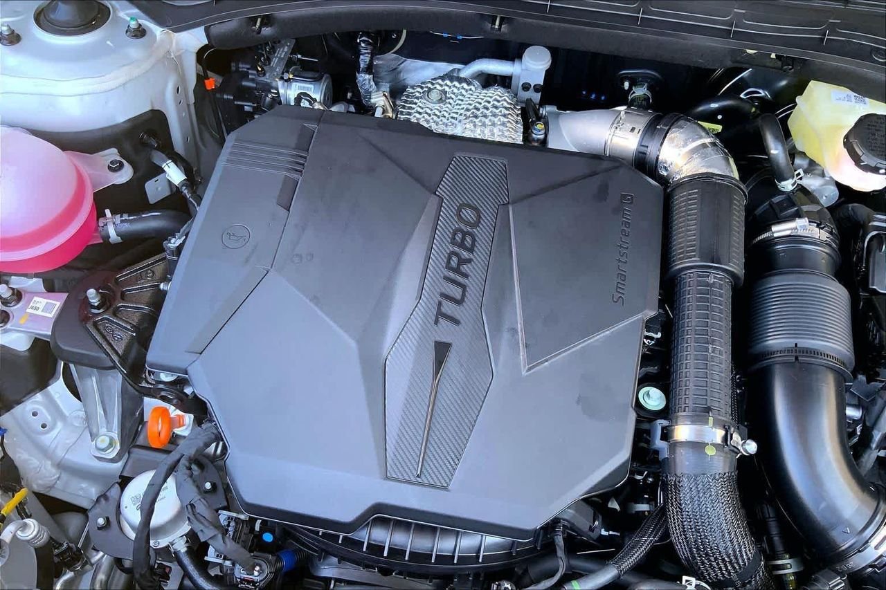 New 2026 Shimmering Silver Hyundai Limited AWD image 17