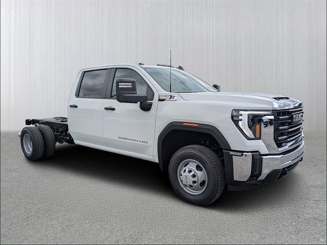 2026 GMC Sierra 3500 Chassis Cab