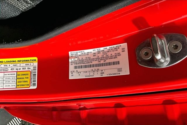 Used 2022 Red Ford Wildtrak image 18