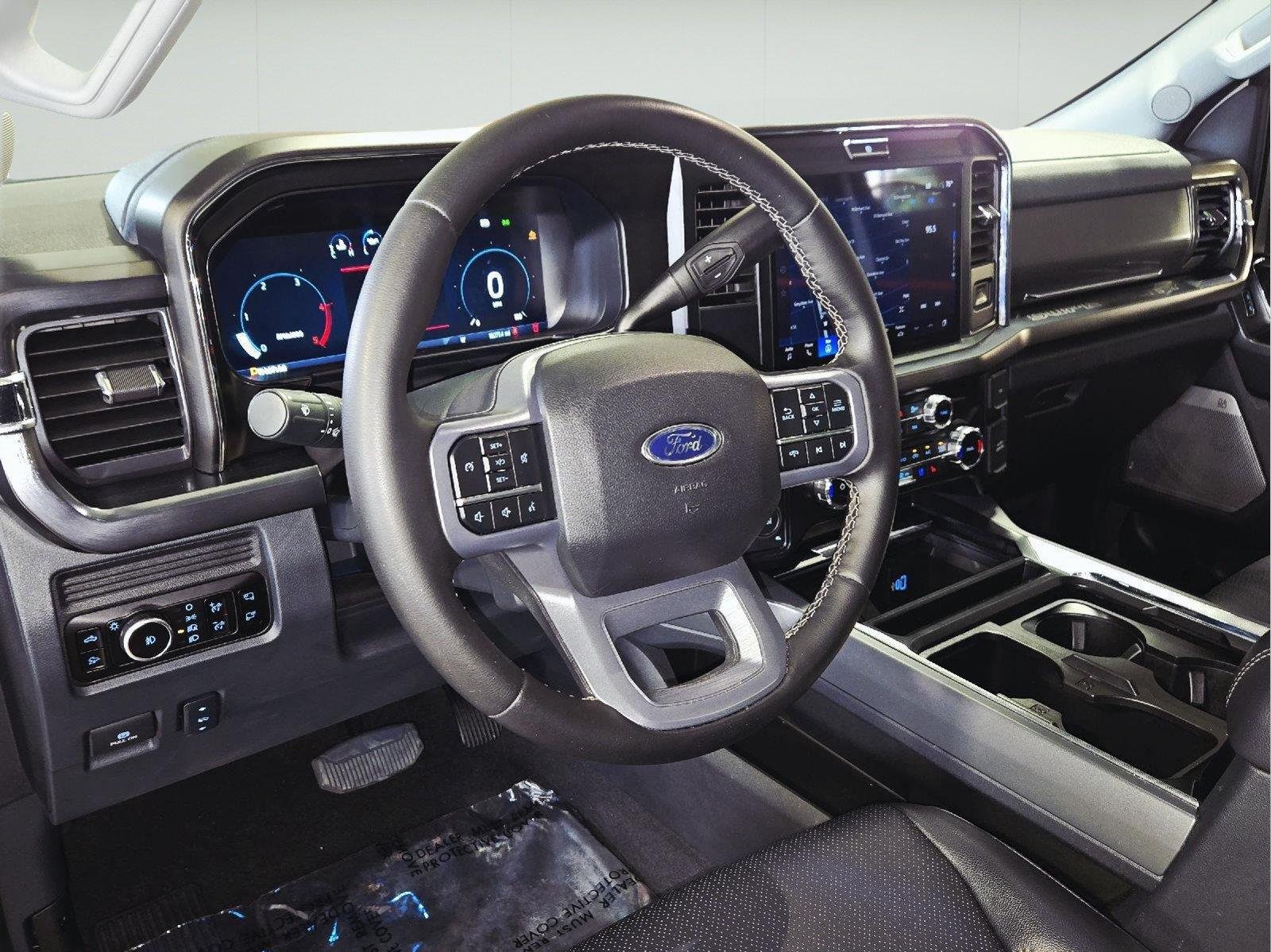 Used 2025 Oxford White Ford LARIAT image 51