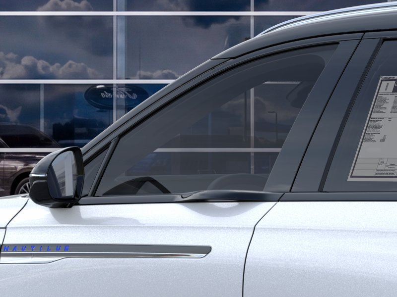 New 2026 White Platinum Metallic Tri-Coat Lincoln Reserve image 20