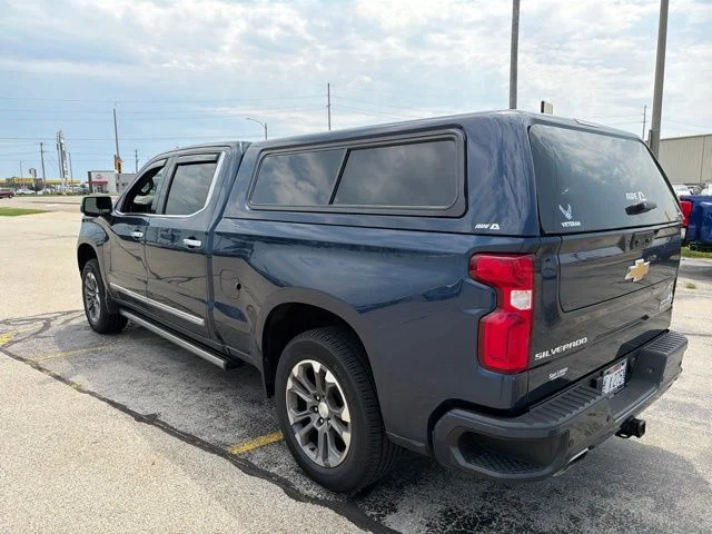 Used 2022 Northsky Blue Metallic Chevrolet High Country image 7