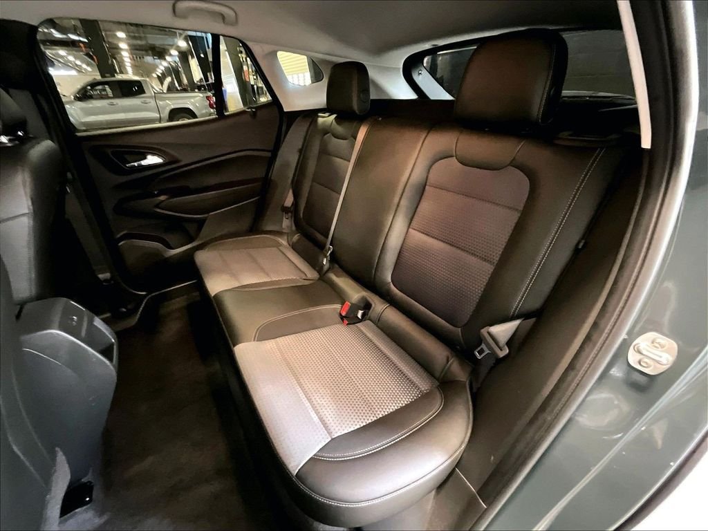 Used 2025 Gray Chevrolet LT image 15