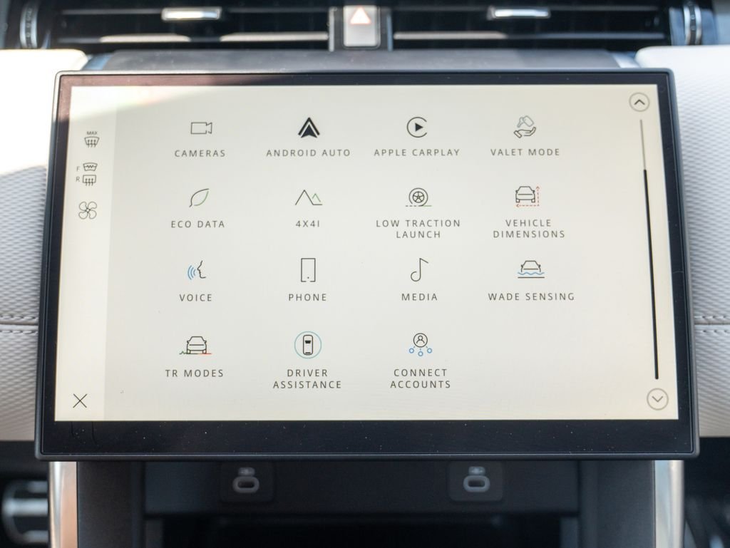 Used 2025 Silver Land Rover SE image 26