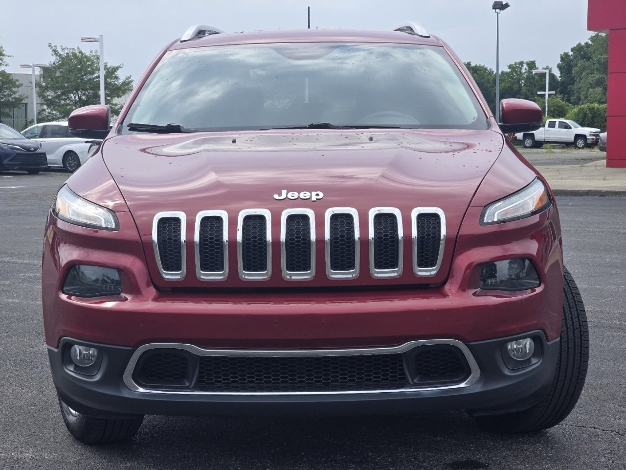 Used 2017 Red Jeep Limited image 10