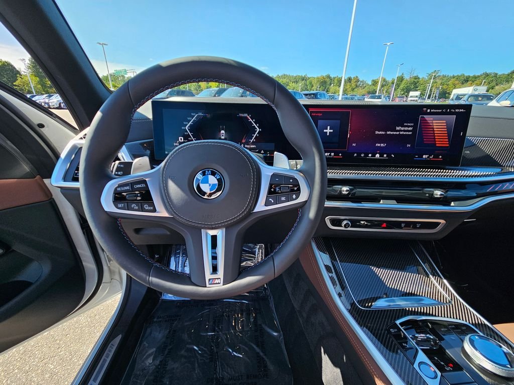 Certified Used 2026 Mineral White Metallic BMW M60i image 31