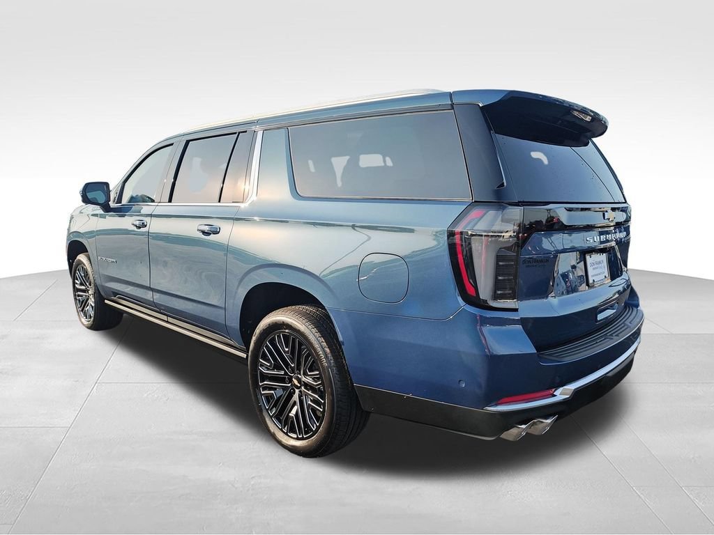2026 Chevrolet Suburban High Country - Photo 3