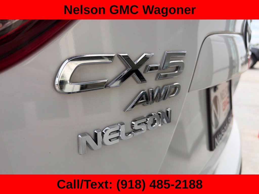 Used 2016 White Mazda Grand Touring image 7