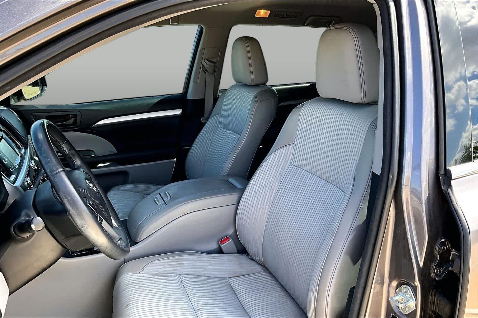 Used 2015 Predawn Gray Mica Toyota LE Plus image 8