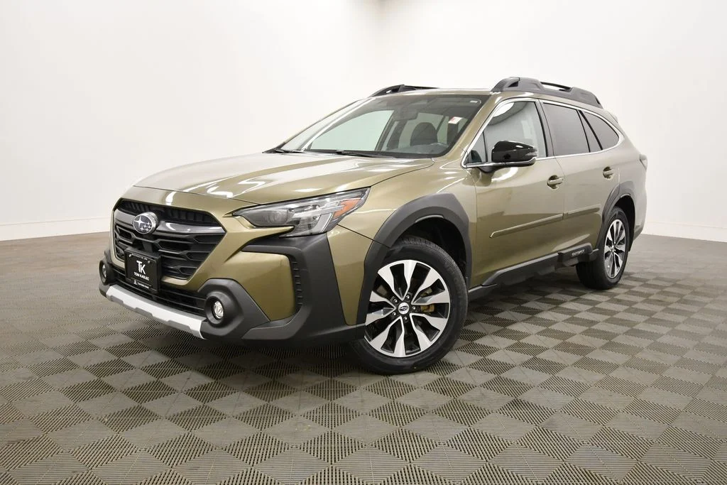 Used 2024 Subaru Outback Limited with VIN 4S4BTANC2R3100844 for sale in Rochester, Minnesota