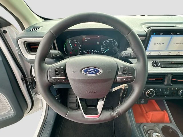 Used 2023 White Ford XLT image 11