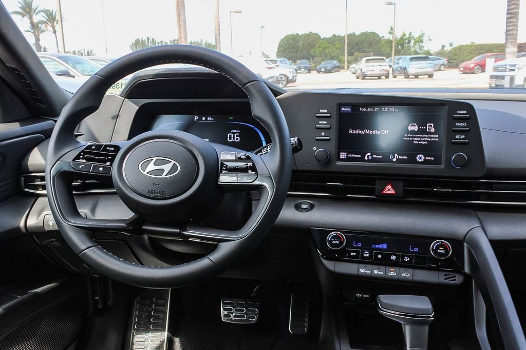New 2026 White Hyundai SEL Sport image 14