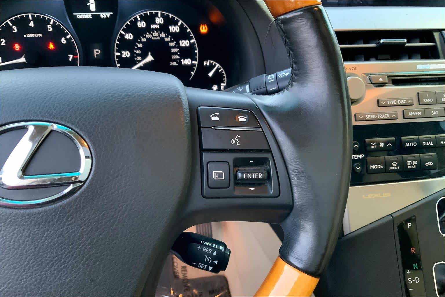 Used 2010 Starfire Pearl Lexus  image 22