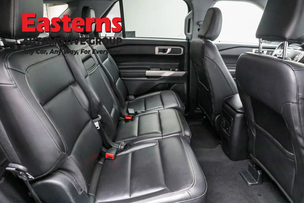 Used 2023 White Ford XLT image 22