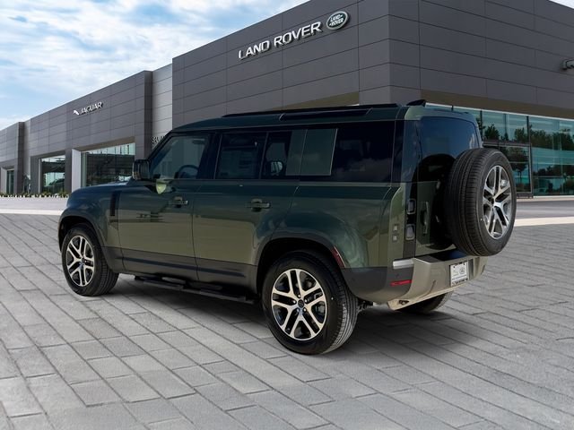 New 2026 Woolstone Green Land Rover S image 3