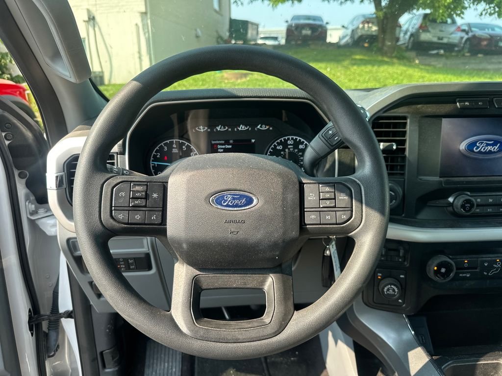 Used 2021 White Ford XLT image 25