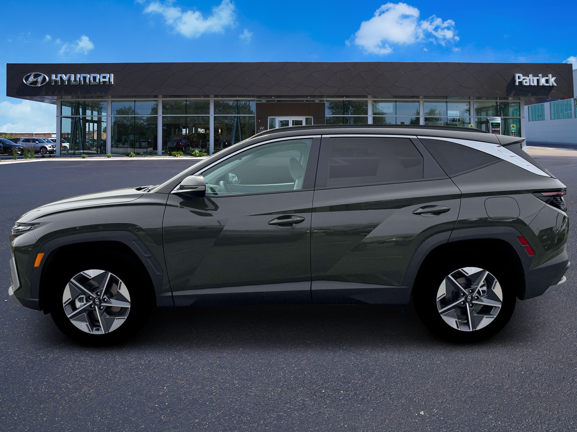 New 2026 Rockwood Green Hyundai SEL Premium image 3