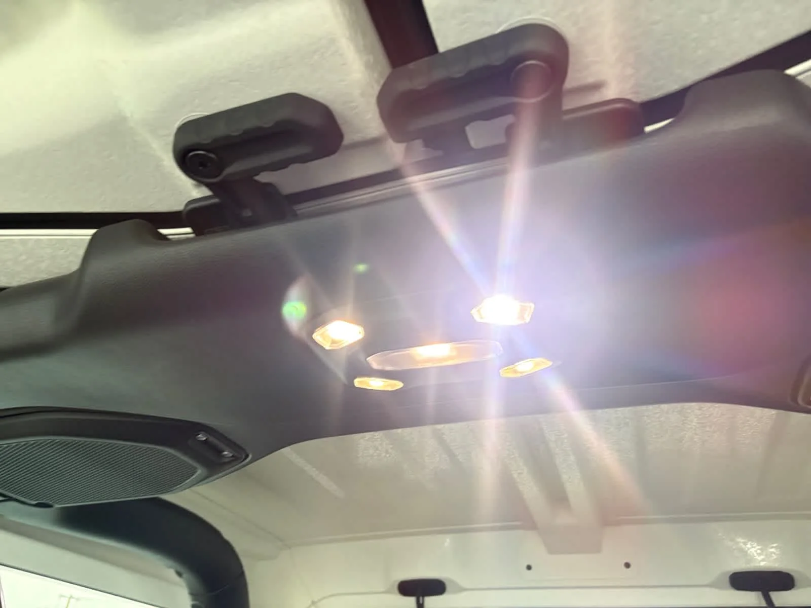 Used 2022 Black Clearcoat Jeep Sport S image 23