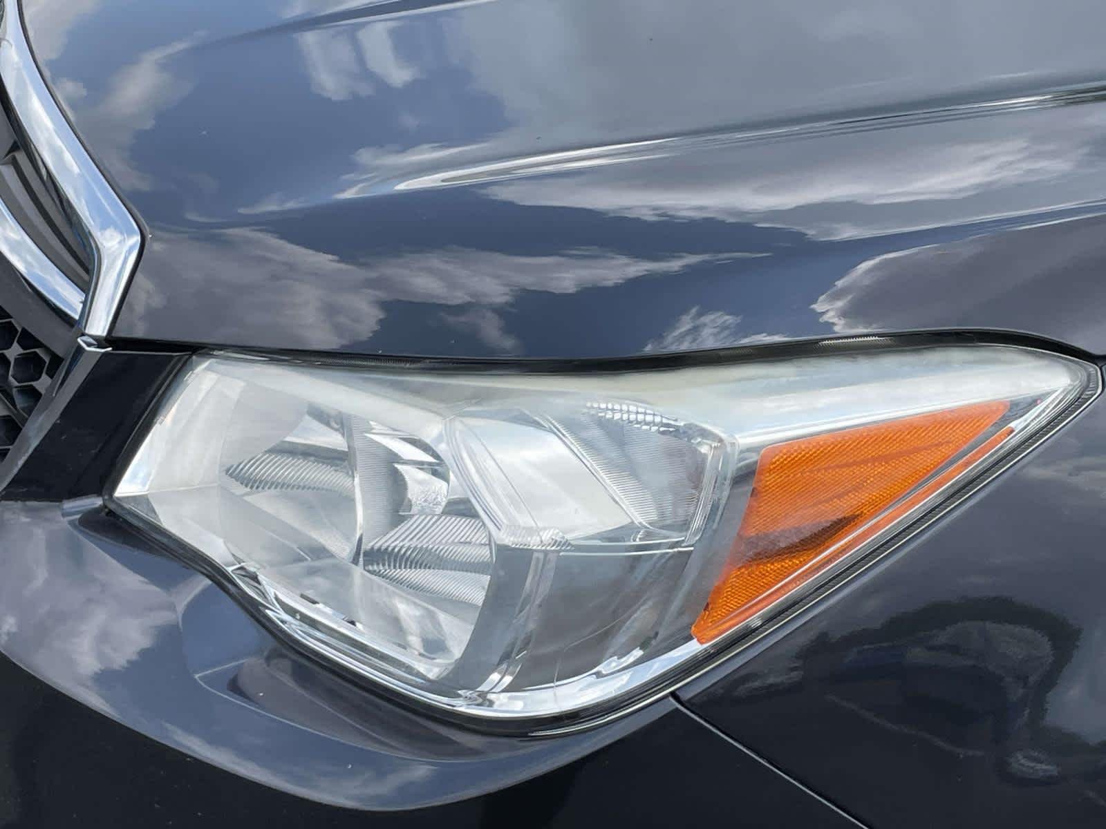 Used 2015 Dark Gray Metallic Subaru 2.5i Premium image 13