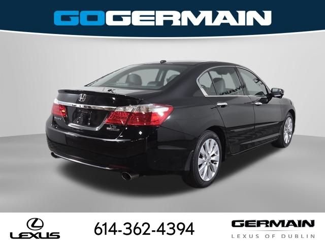Used 2013 Black Honda Touring image 7