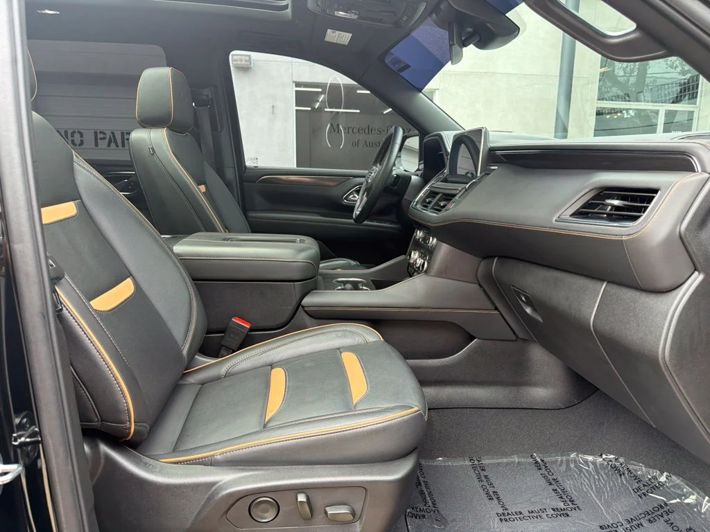 Used 2024 Black GMC AT4 image 31