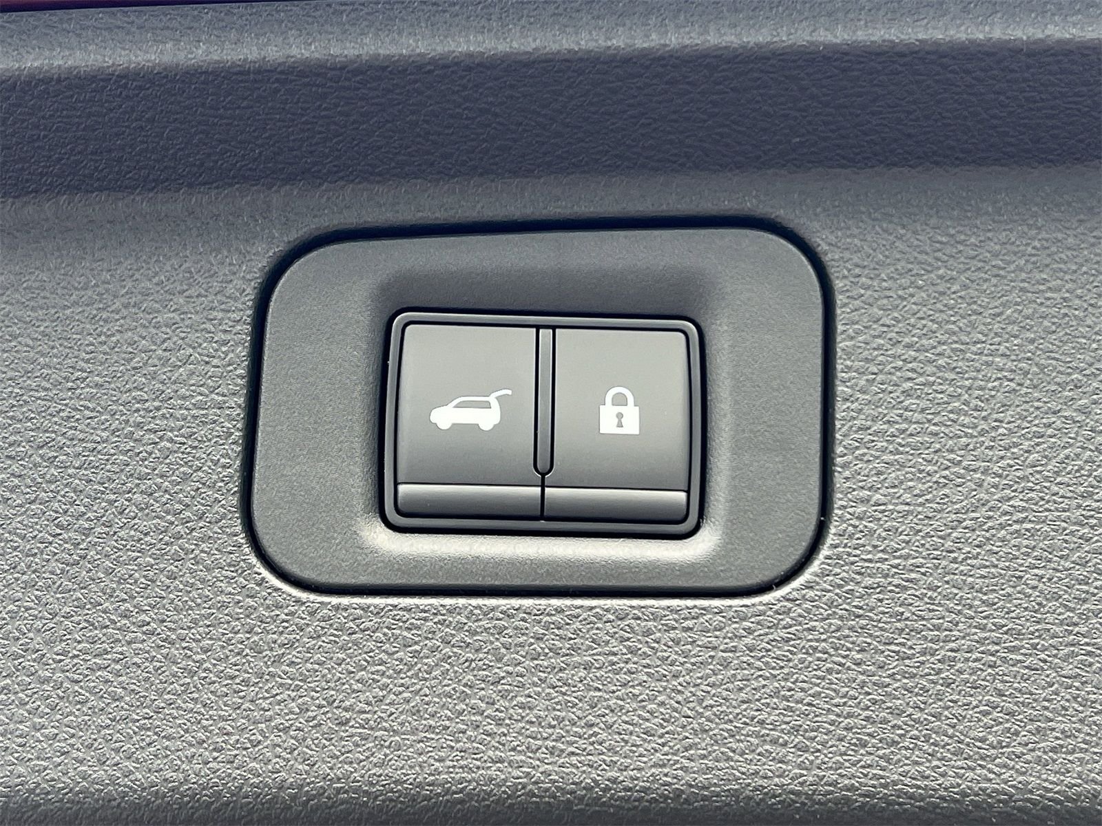 2025 Nissan Armada SL - Photo 29