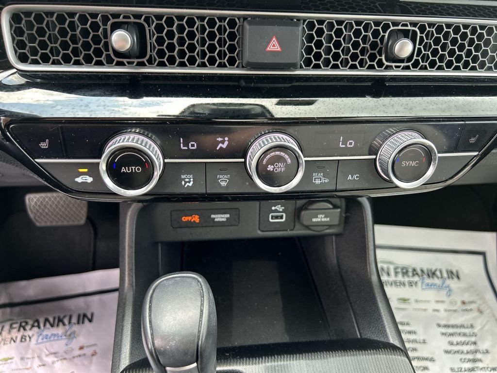 Used 2022 White Honda EX image 24