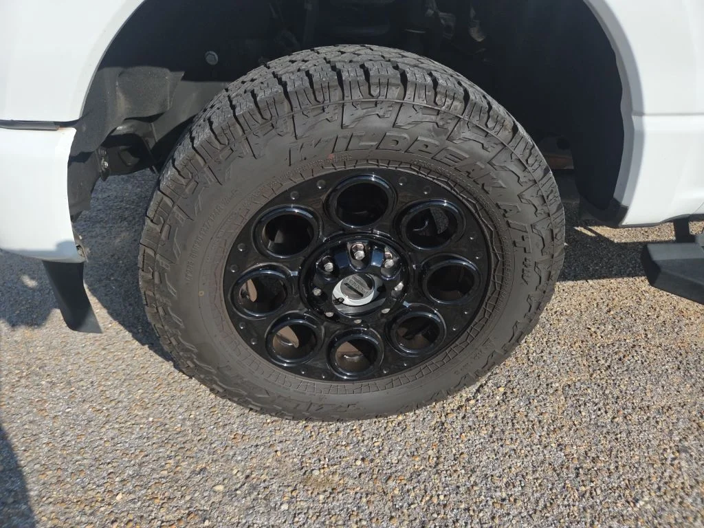 Certified Used 2023 White Ford XLT image 17