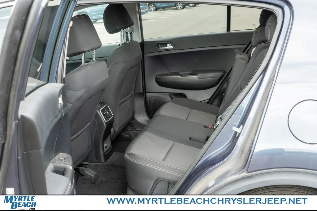 Used 2019 Pacific Blue Kia LX image 13