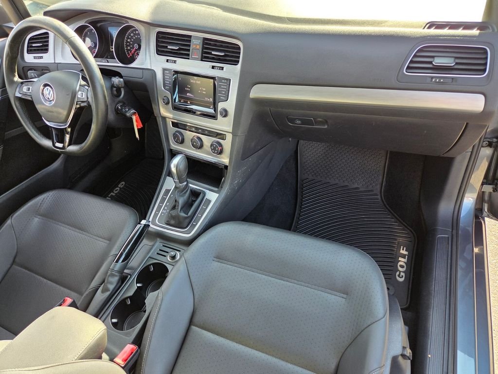 Used 2015 Gray Volkswagen TSI S 4-Door image 20