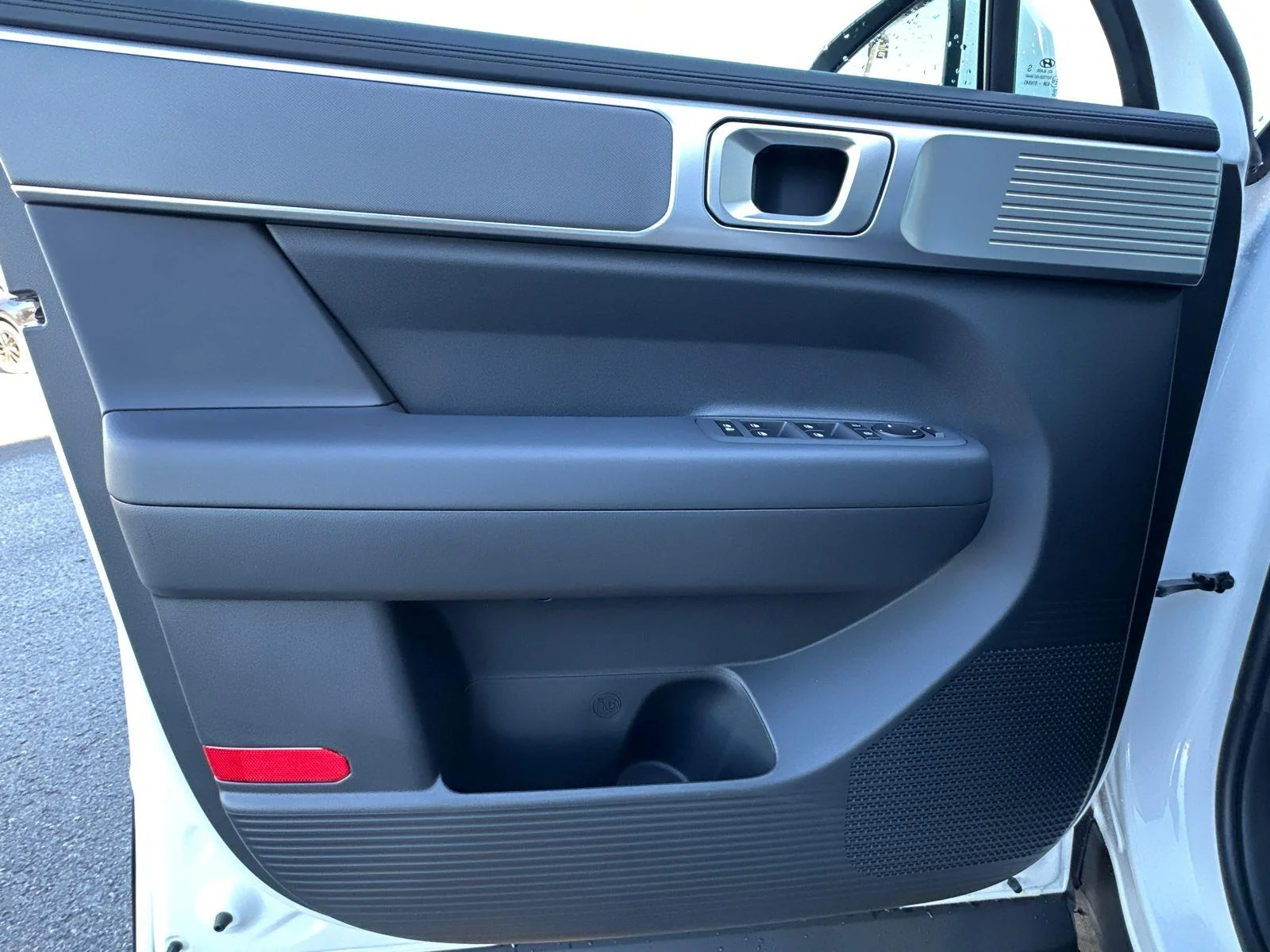 New 2026 Serenity White Hyundai SE image 8