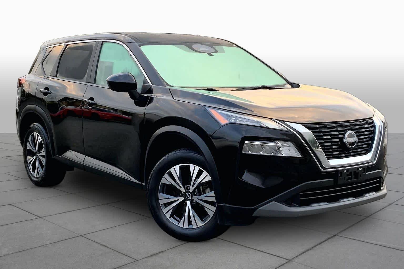 Used 2023 Super Black Nissan SV image 3