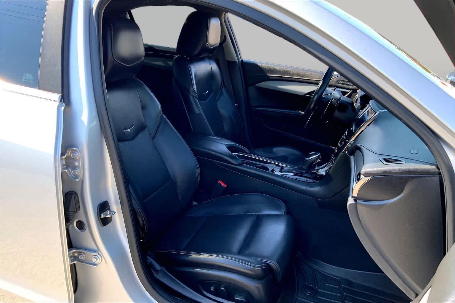 Used 2018 Radiant Silver Metallic Cadillac Premium Luxury RWD image 9