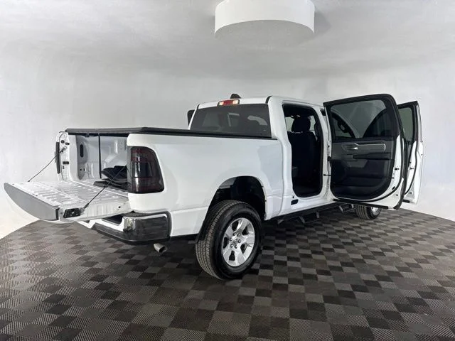 Used 2023 White Ram Big Horn/Lone Star image 14