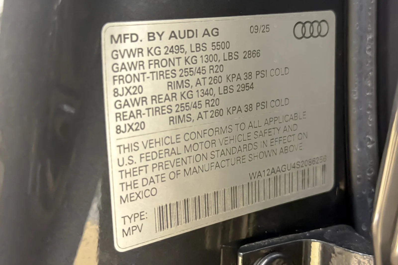 Used 2025 Tambora Gray Metallic Audi Premium Plus 2.0 TFSI quattro image 26