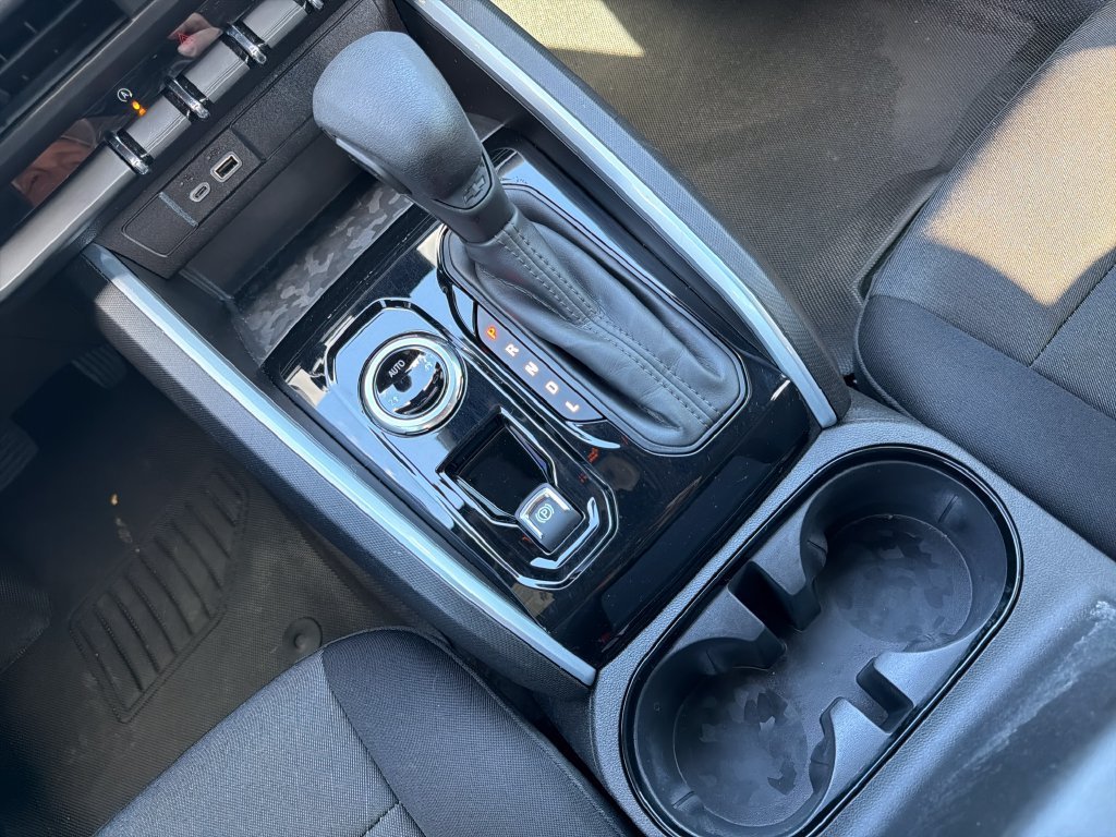 2024 Chevrolet Colorado Work Truck - Photo 22