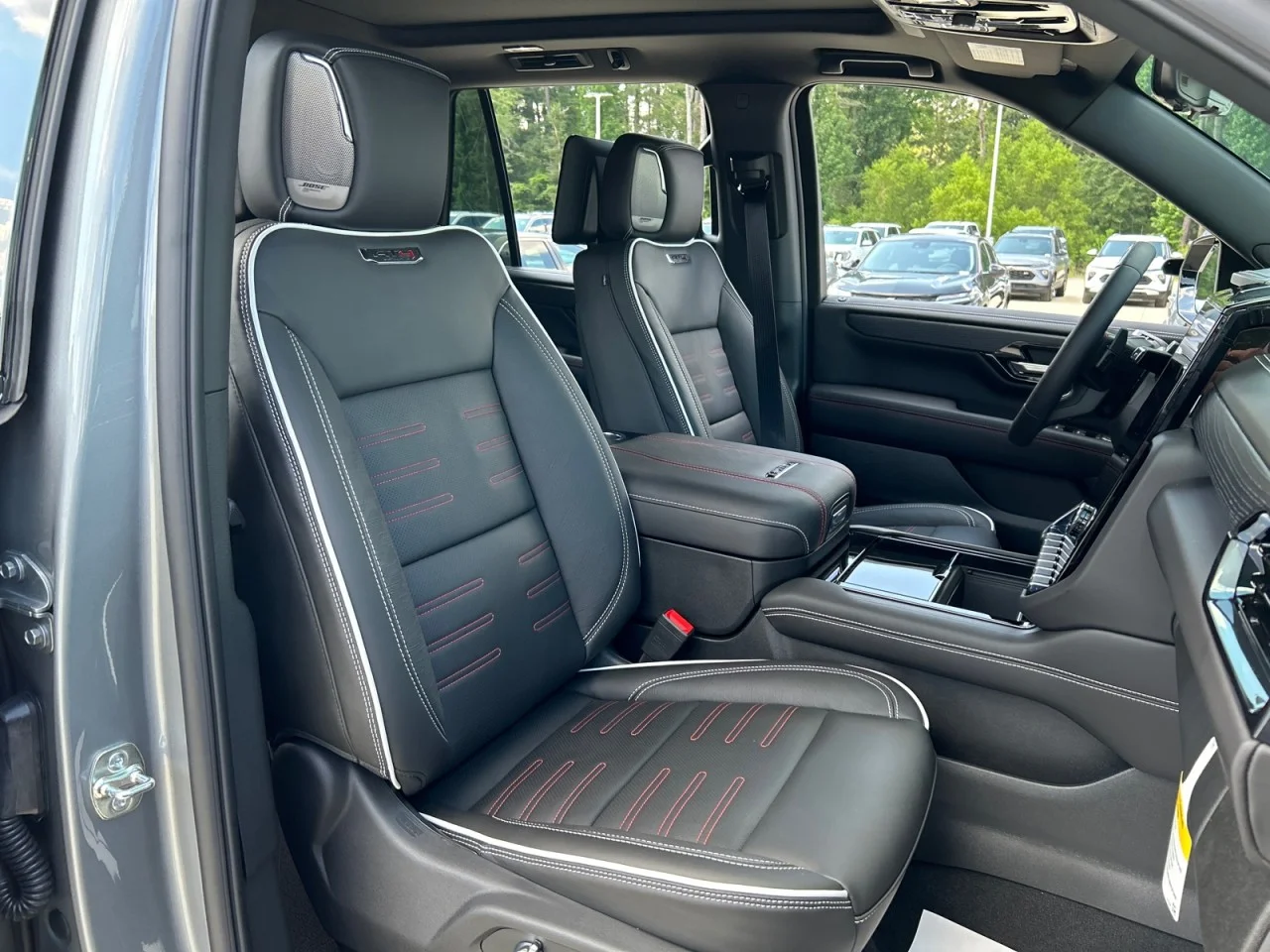 New 2026 Sterling Metallic GMC AT4 Ultimate image 21