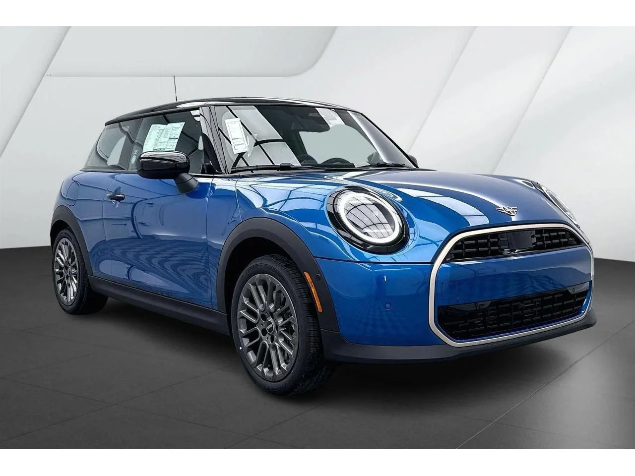 2026 MINI Hardtop's photo