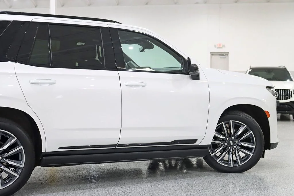Used 2023 White Cadillac Sport Platinum image 11