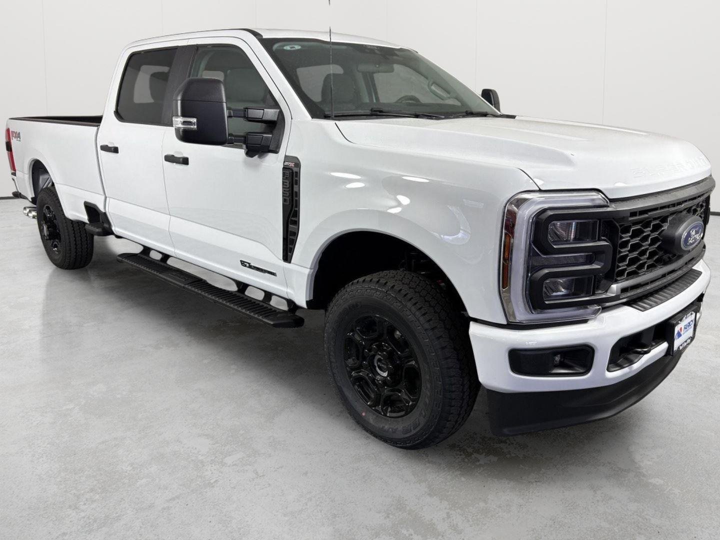 New 2026 Oxford White Ford XL image 10