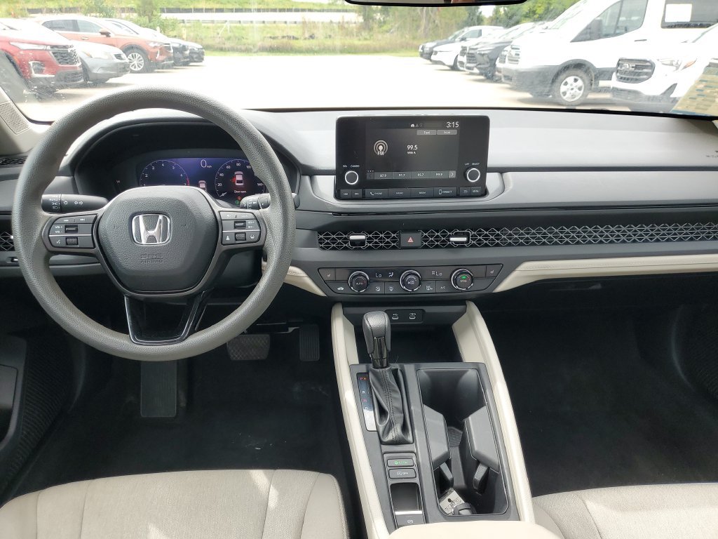 2023 Honda Accord EX - Photo 13