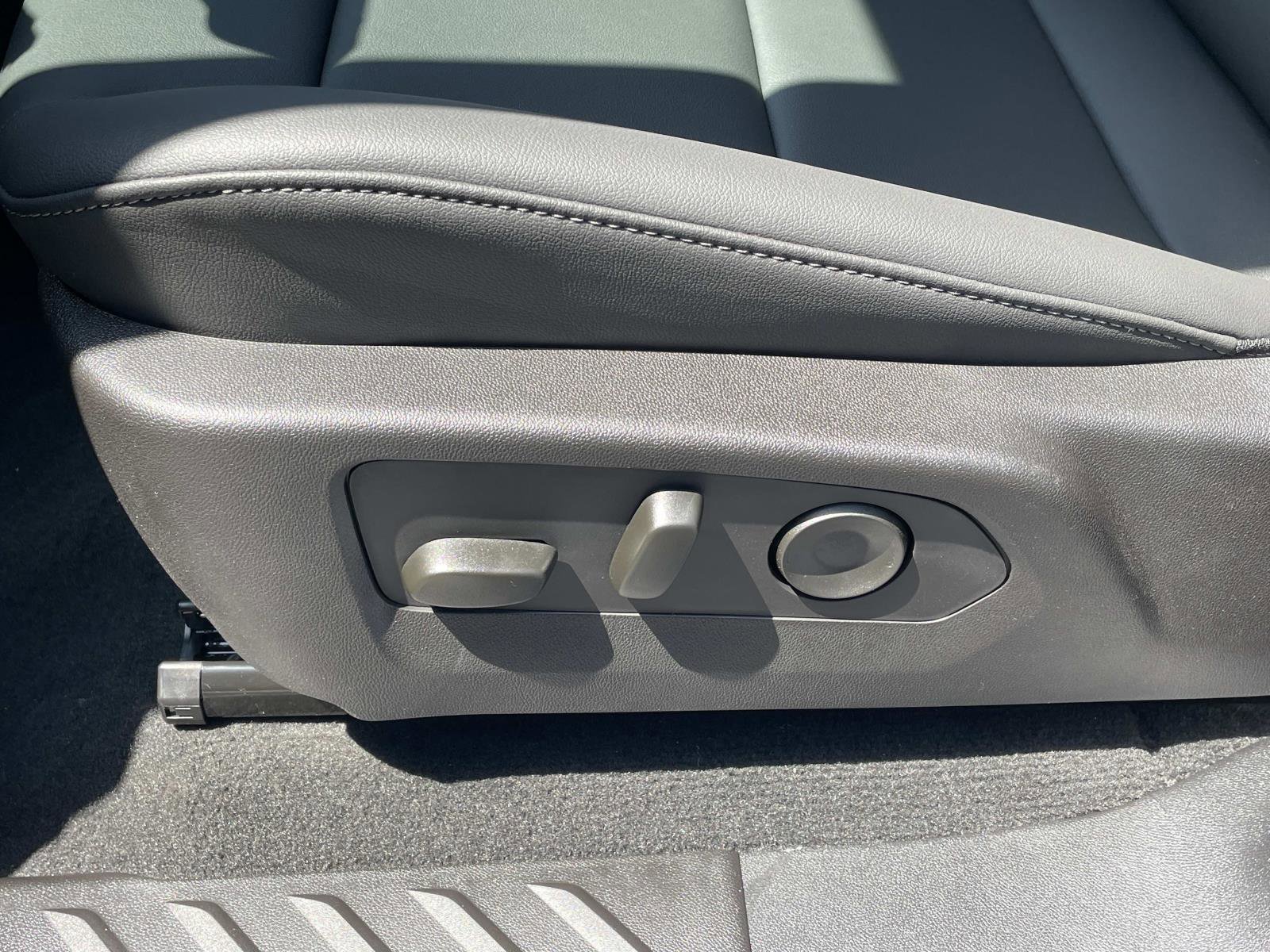 2026 GMC Canyon Elevation - Photo 20